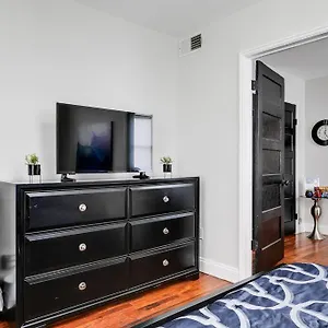  Apartment Charming, Happy 1-bed Oasis: Rva Retreat Awaits! United States